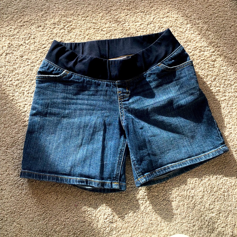 Maternity jeans shorts